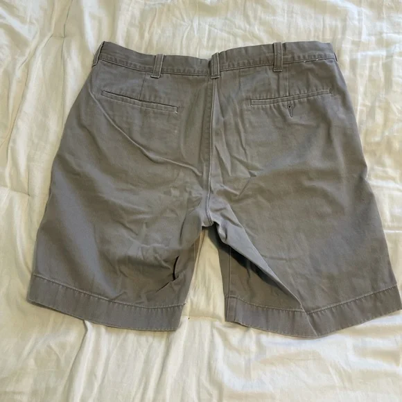 JCrew Men’s Shorts - Picture 2 of 5